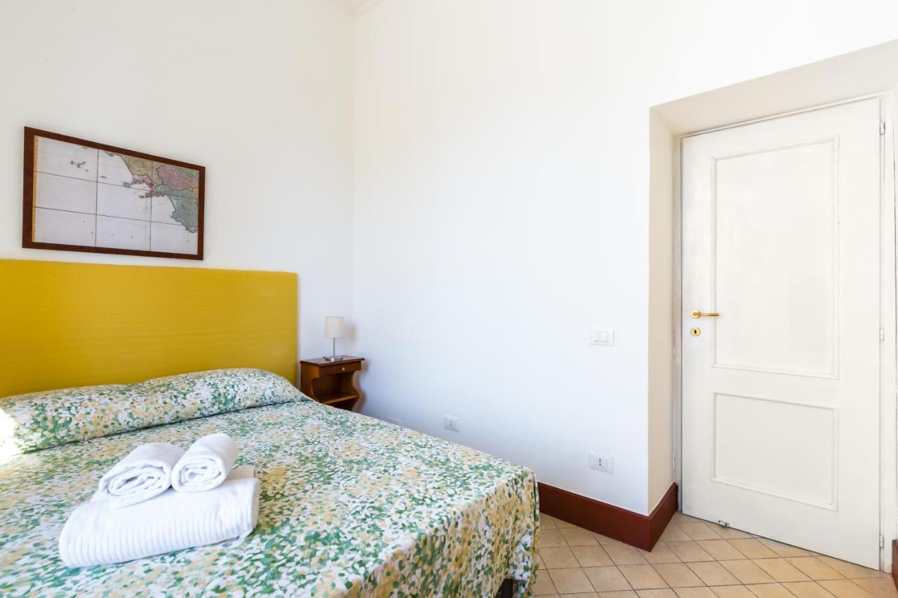 Lopez 20 A Big Family Apartment By Napoliapartments エクステリア 写真