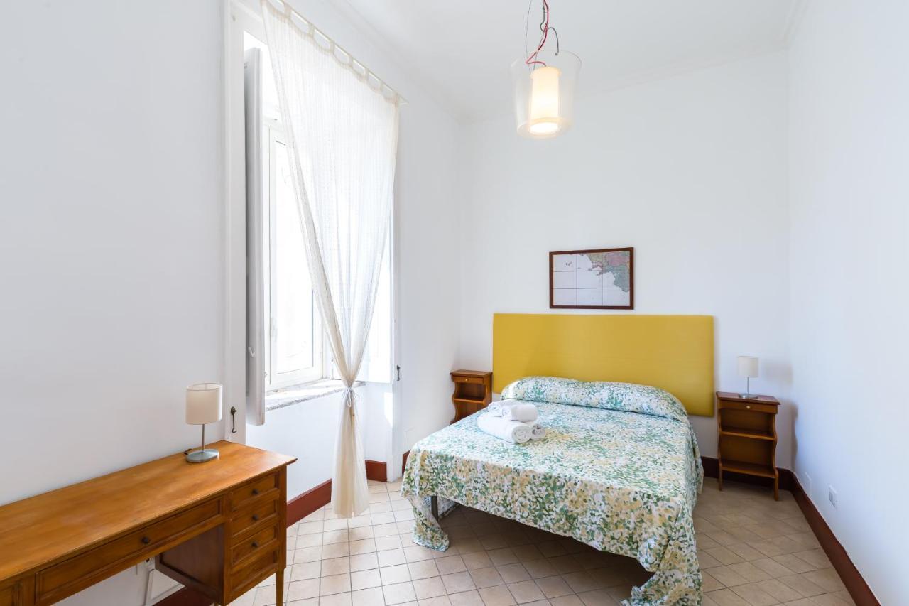Lopez 20 A Big Family Apartment By Napoliapartments エクステリア 写真